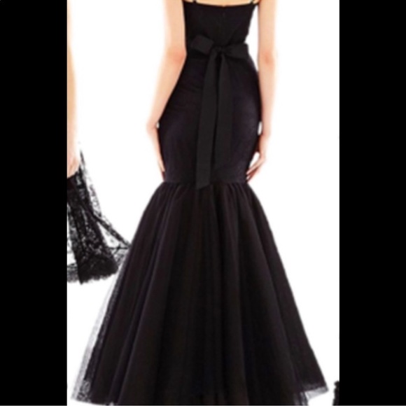 Black lace mermaid dress - Picture 2 of 4